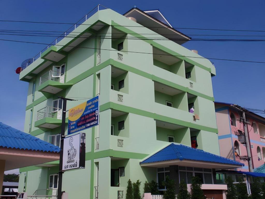 Yamjan Place Сураттхани Экстерьер фото